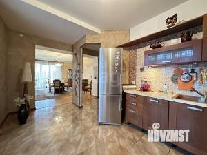 4-к квартира, вторичка, 118м2, 3/9 этаж