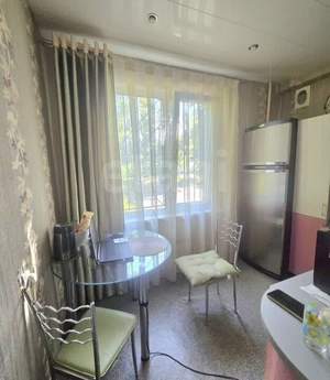 2-к квартира, вторичка, 44м2, 1/9 этаж