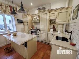 3-к квартира, вторичка, 137м2, 4/8 этаж