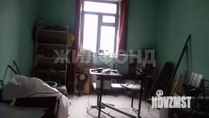 4-к квартира, вторичка, 122м2, 1/8 этаж
