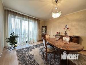 4-к квартира, вторичка, 118м2, 3/9 этаж