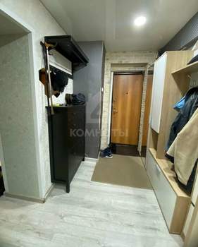 2-к квартира, вторичка, 54м2, 1/9 этаж