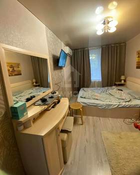 2-к квартира, вторичка, 54м2, 1/9 этаж