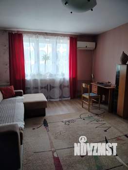 4-к квартира, вторичка, 132м2, 8/8 этаж