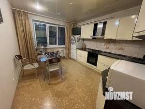 4-к квартира, вторичка, 110м2, 2/10 этаж