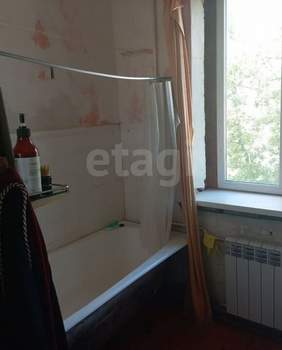 3-к квартира, вторичка, 74м2, 2/2 этаж