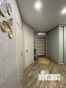2-к квартира, вторичка, 61м2, 14/23 этаж