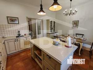 3-к квартира, вторичка, 137м2, 4/8 этаж