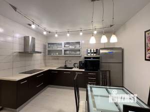 3-к квартира, вторичка, 93м2, 8/17 этаж