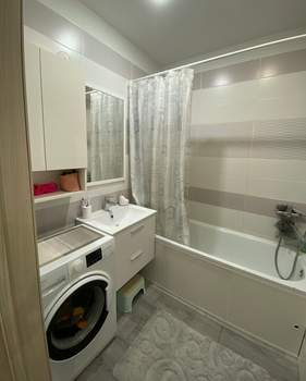 2-к квартира, вторичка, 62м2, 13/16 этаж