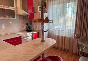 2-к квартира, вторичка, 55м2, 1/10 этаж