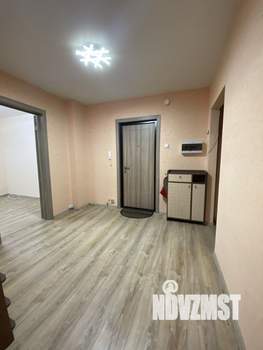 2-к квартира, вторичка, 61м2, 1/10 этаж