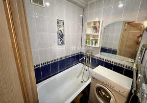 3-к квартира, вторичка, 53м2, 8/9 этаж