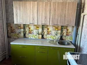 2-к квартира, вторичка, 76м2, 10/17 этаж