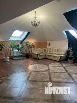 4-к квартира, вторичка, 108м2, 4/4 этаж