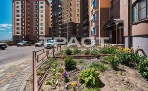 3-к квартира, вторичка, 82м2, 9/17 этаж