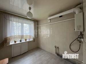 4-к квартира, вторичка, 61м2, 1/5 этаж