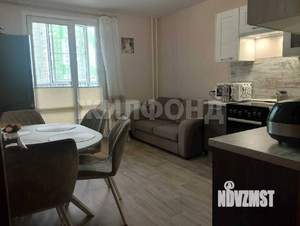 2-к квартира, вторичка, 69м2, 1/17 этаж