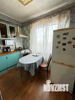 4-к квартира, вторичка, 68м2, 9/9 этаж