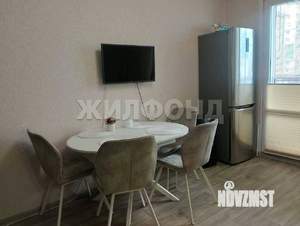 2-к квартира, вторичка, 69м2, 1/17 этаж