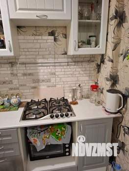 3-к квартира, вторичка, 56м2, 1/9 этаж