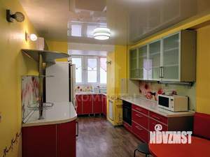 3-к квартира, вторичка, 71м2, 8/10 этаж