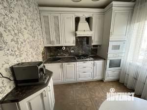 2-к квартира, вторичка, 55м2, 1/10 этаж