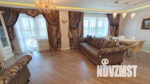 3-к квартира, вторичка, 104м2, 8/17 этаж